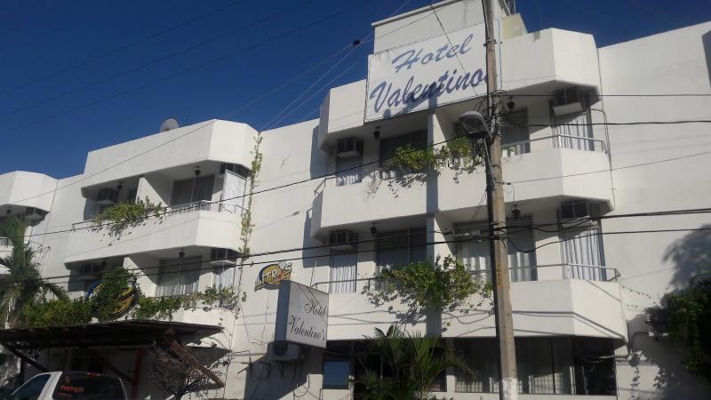 Hotel Valentinos Акапулько Экстерьер фото